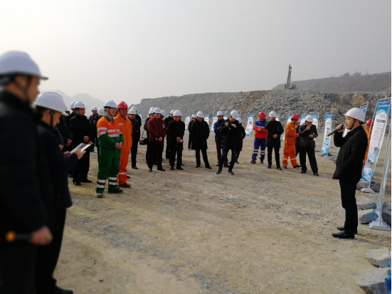 1543463239690617.png 2.png