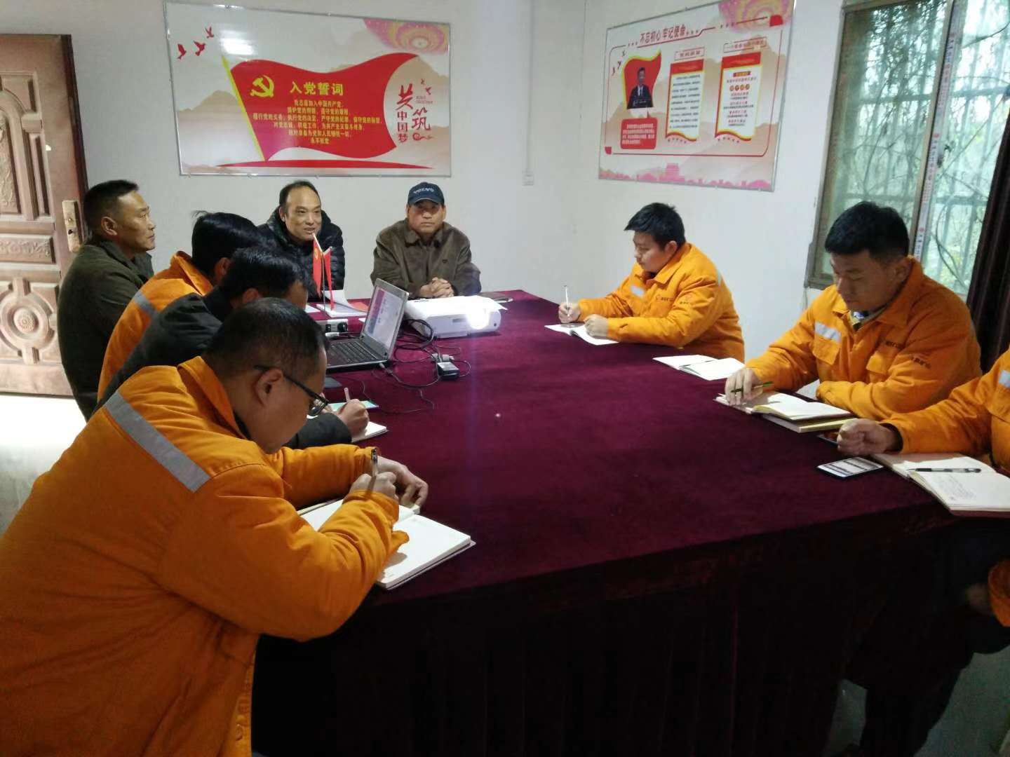 1551076305316713.png 3.png